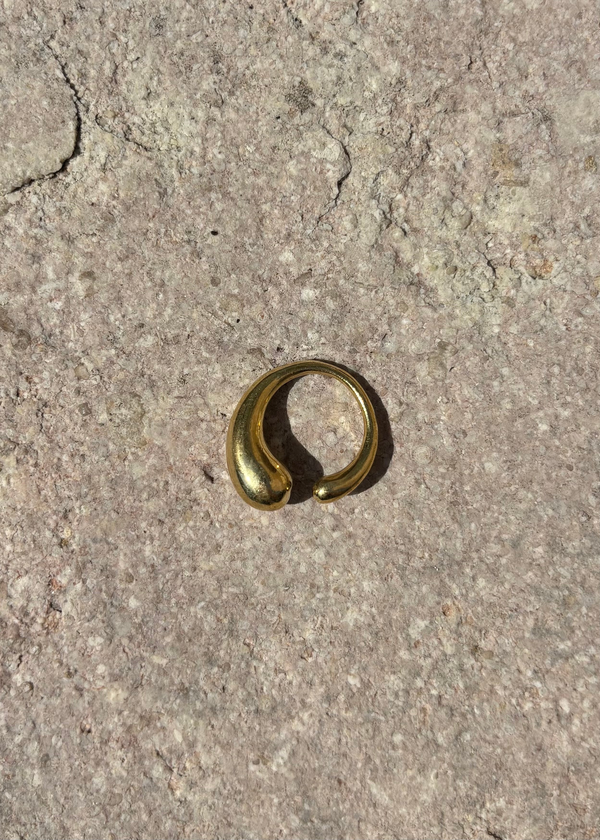 Anello goccia