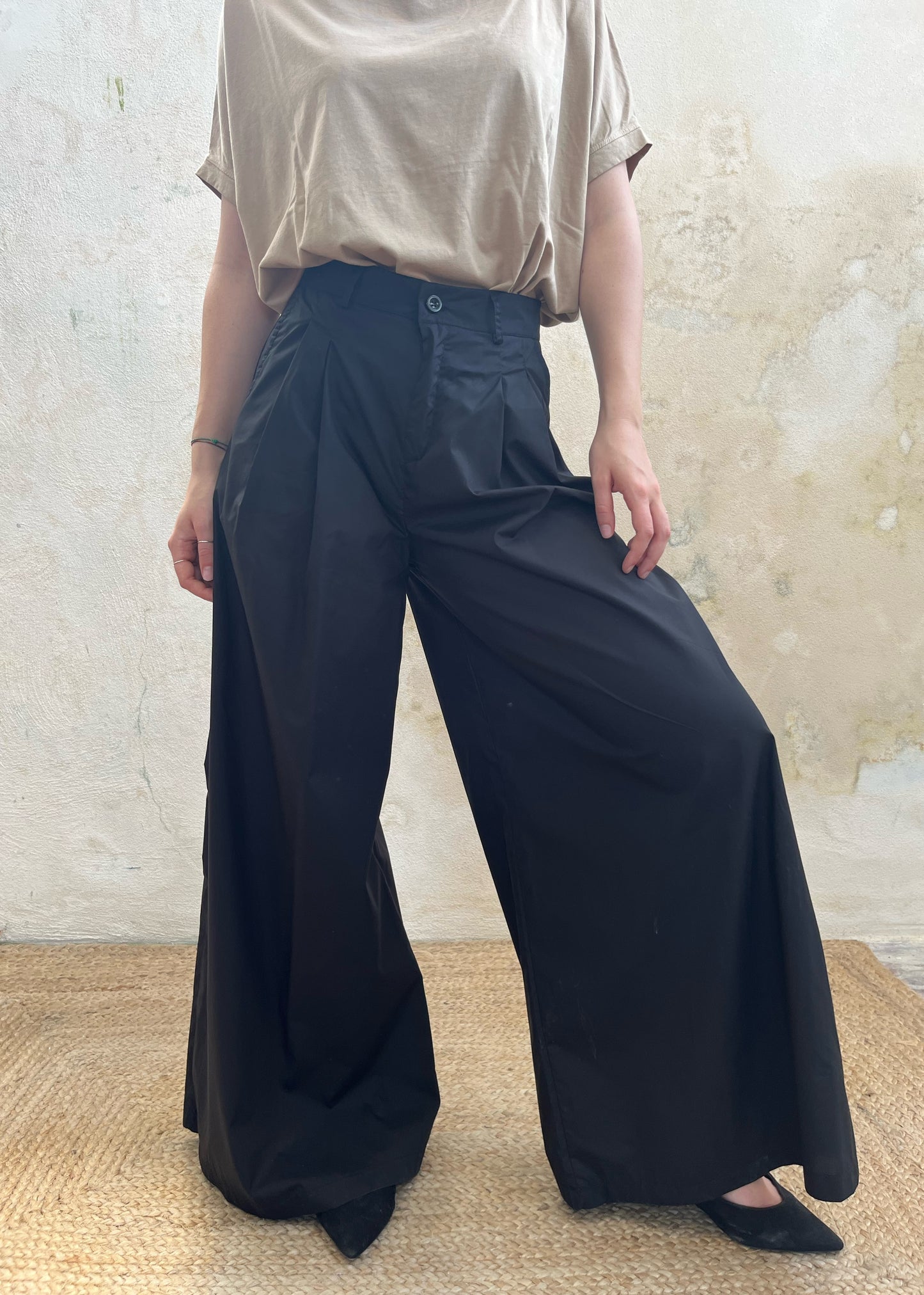 Pantalone largo