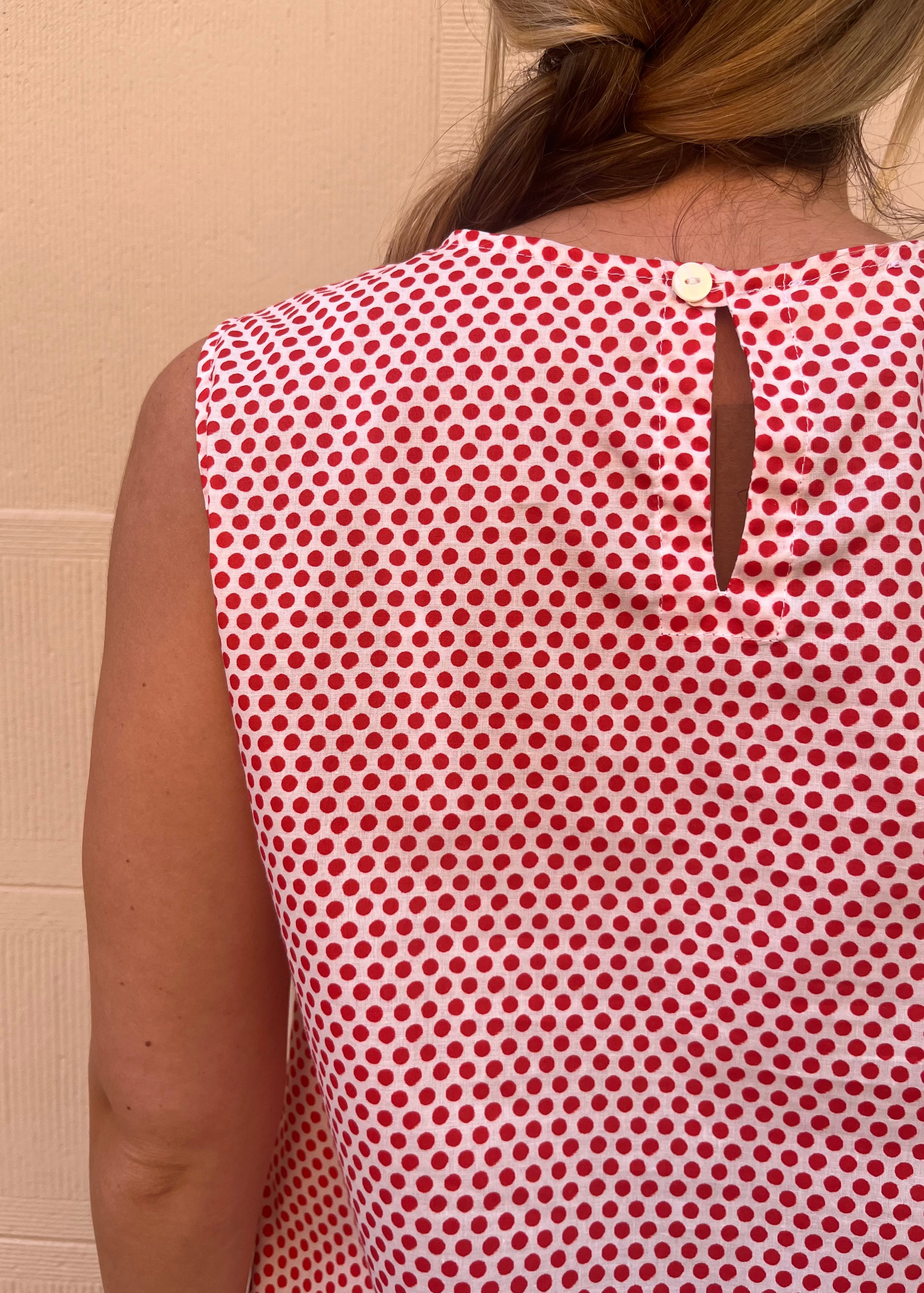 Top pois rosso