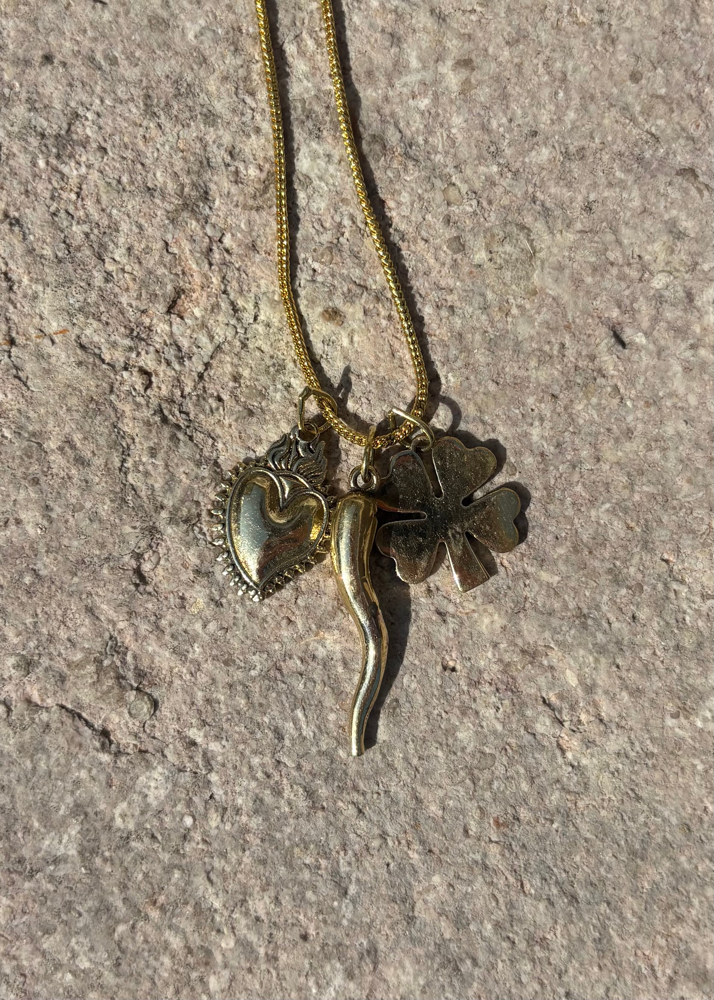 Collana Porta Fortuna